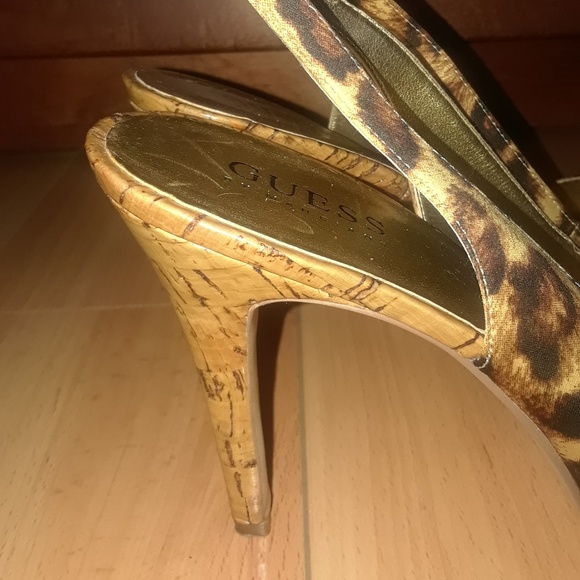 ❌❌SOLD❌❌Guess Leopard Slingback Heel Size 7M - Picture 6 of 8